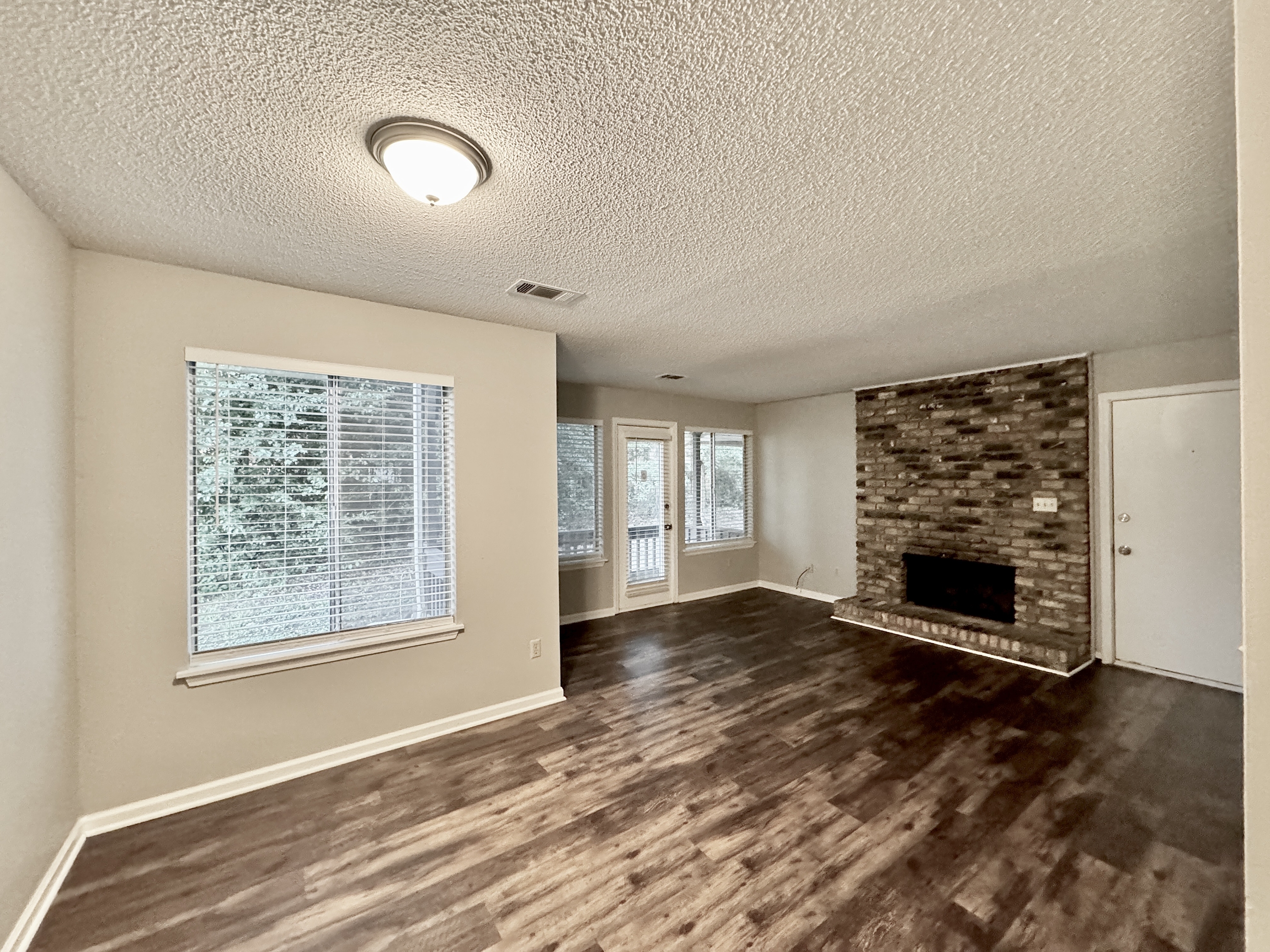 632 23rd Street East - 26D